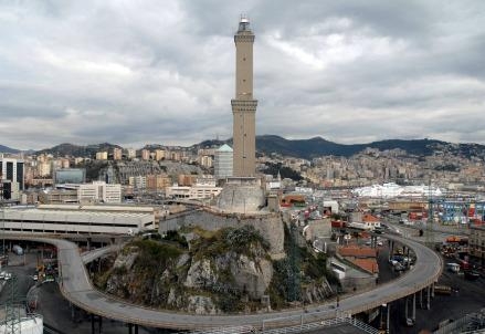 lanterna-genova-porto-liguria