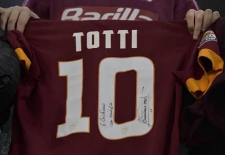 magliaroma_totti_autografo