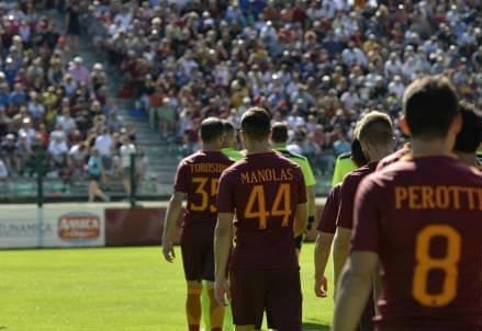 manolas_perotti_spalle