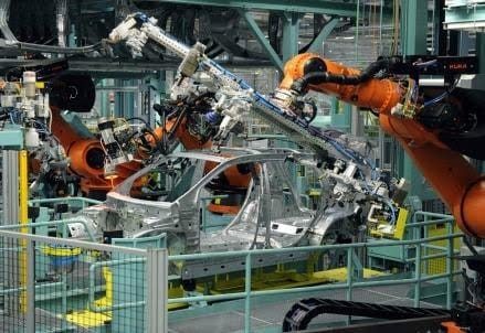 mercedes-hi-tech-impresa-fabbrica-catena-montaggio