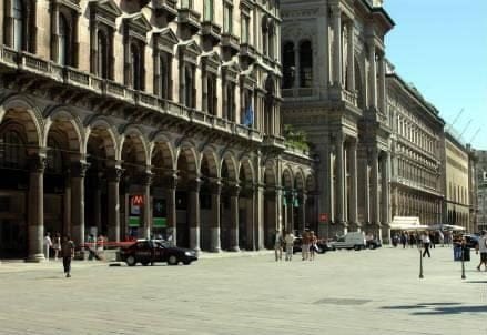 milano_piazza_r439