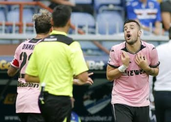 nestorovski_palermo_arbitro