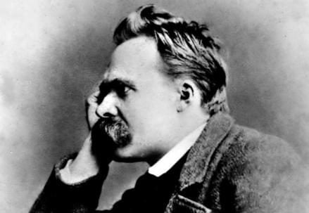 nietzsche-foto_R439