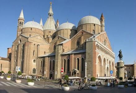 padova_la_basilica_R439