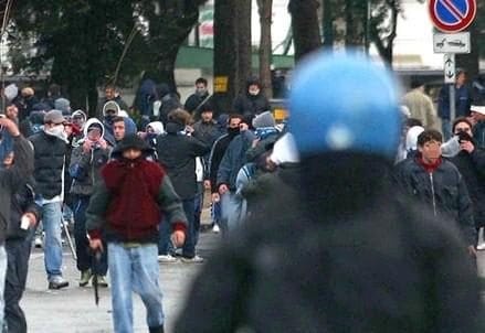 polizia_ultras_scontriR439