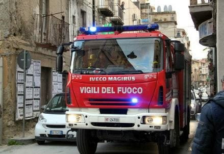 pompieri_camion_R439