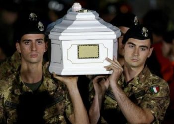 terremoto_funerale_bambinoR439