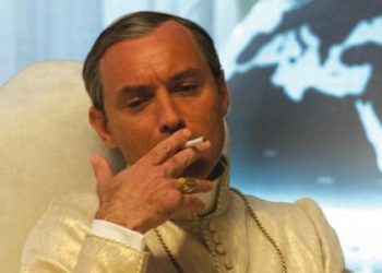 the_young_pope_jude_law_R439