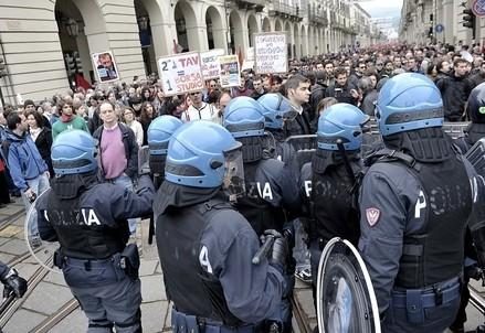 torino_polizia_notavR439