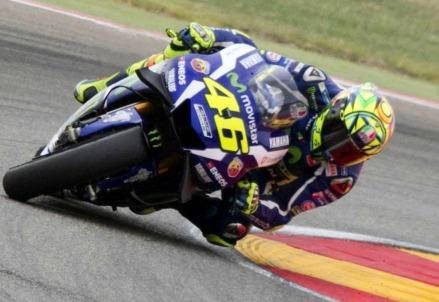 valentinorossi_piegaR439