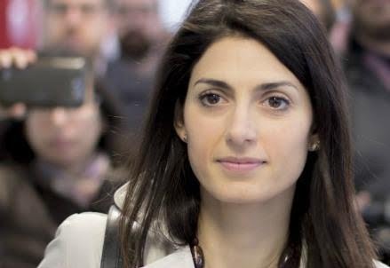 virginiaraggi_zoom1R439