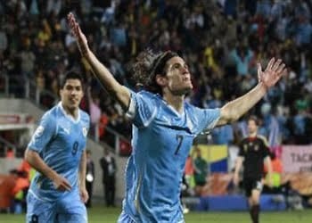 cavani_uru_R375x255_14lug10