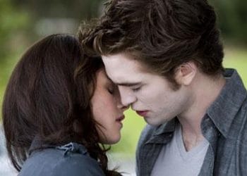 new_moon_edward_bella_R375