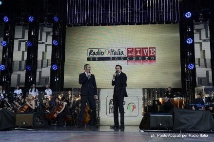 LUCA_PAOLO_radio_italia_live15-w439-h302