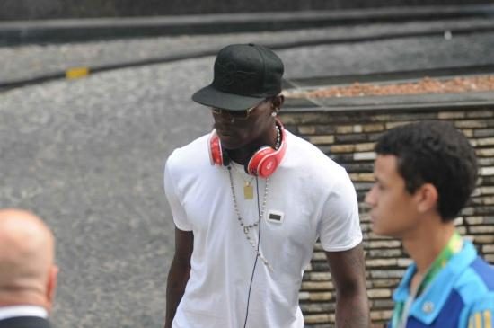 balotelli_cuffie