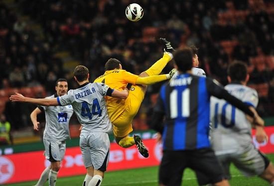 handanovic_rovesciata_cazzola