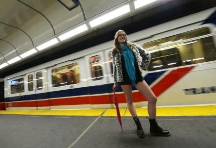 no_pants_subway_ride