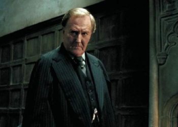 robert_hardy_harry_potter_screen