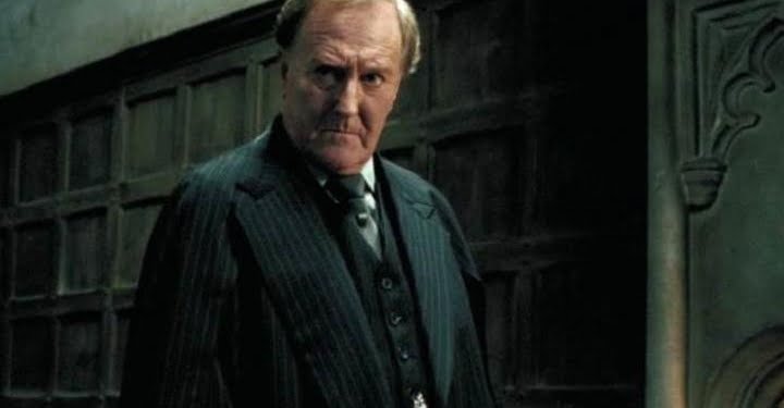 robert_hardy_harry_potter_screen