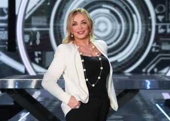 simona_izzo_grande_fratello_15_cs_2018