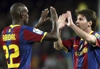 Abidal-Messi_R400_150311