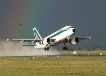 Alitalia_DecolloR375