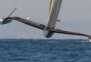 Americas_Cup_2010_OracleR375