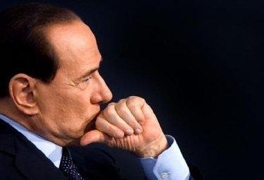 BerlusconiPensieroso_R375-1