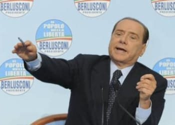 Berlusconi_ContestatoreR375