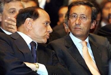 Berlusconi_FiniR375_100809-1