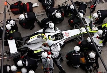 Brawn-GP_R375