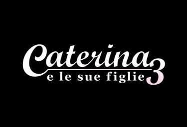 Caterina_sue_figlie_3_LogoR375