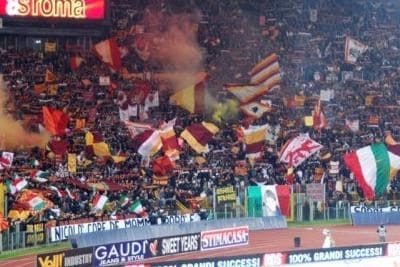 Curva_Sud_Roma_r400-1