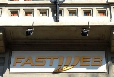 Fastweb_InsegnaR375