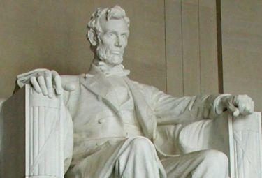 Lincoln_statuaR375_15gen09