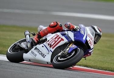 Lorenzo-gara-Silverstone_R375