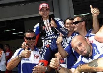 Lorenzo_campione_R400