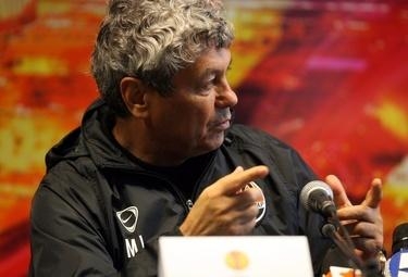 Lucescu_R375_19ott09