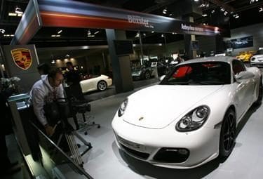 Porsche-Cayman_R375