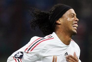 Ronaldinho_R375_7nov08