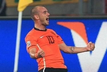 Sneijder_ola_R375_2lug10