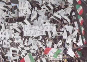 Tifosi_juve_R375_7ott08