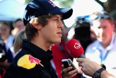 Vettel-pole-Melbourne_R375