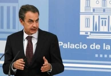 Zapatero_MoncloaR400