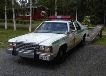 americanpolicecar_R375