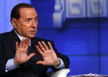 berlusconi_portaportaR375_16set08