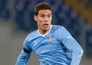 hernanes_R400