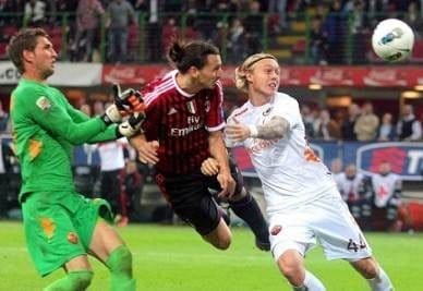 ibrahimovic_stekelenburg_kjaer_R400