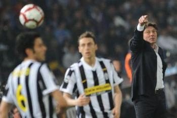 mazzarri_juventus_R400_24feb11