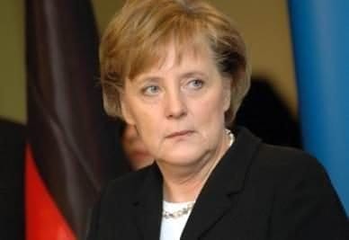 merkel_ppianoR400